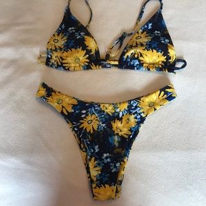 Zaful Blue and Yellow Floral Bikini Large